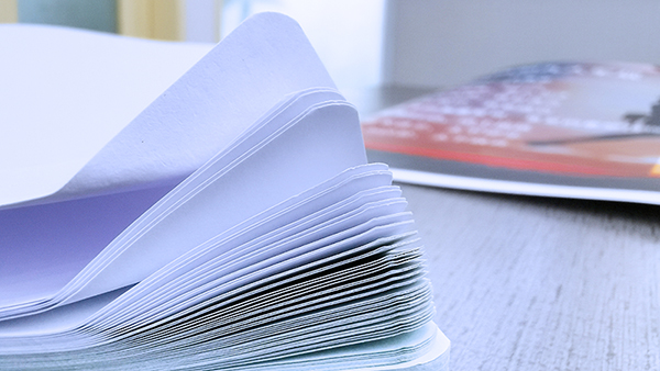 2022年Hexcel研发出了专有的狭缝纸技术用于快递包装